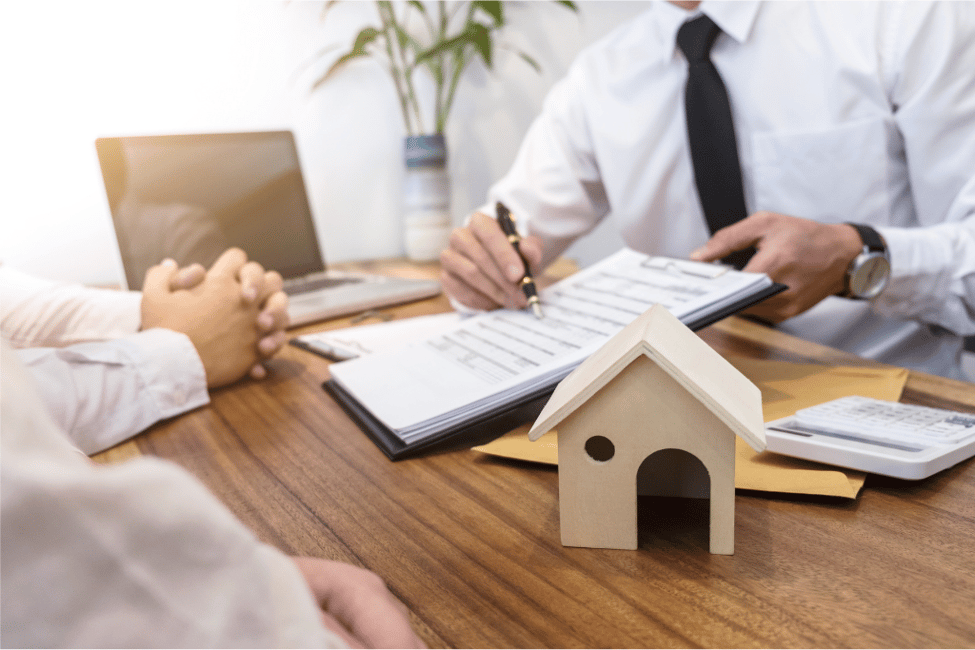 5 Signs It's Time to Join a New Brokerage (And Why SaveMax Durham Realty Should Be Your First Call)
