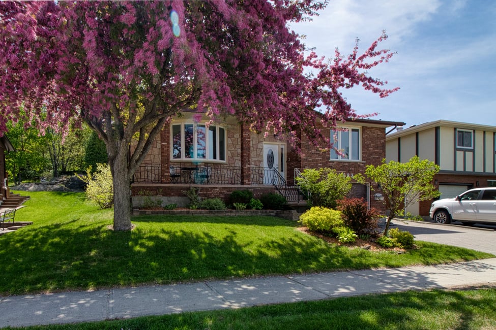 What Is the Best Month to Sell a Home in Sudbury? | Expert Seasonal Guide