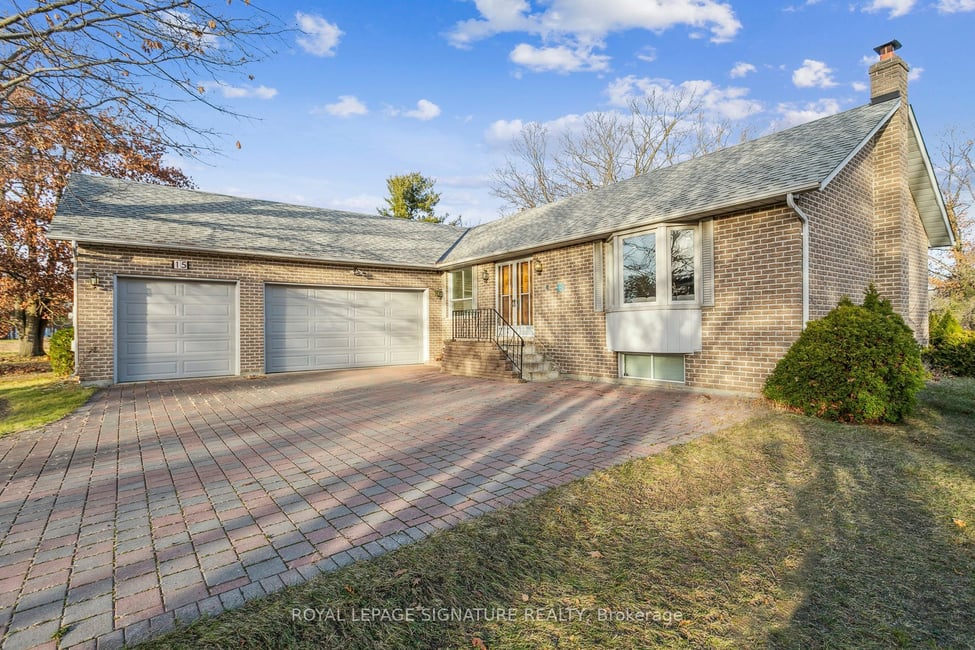 New property listed in Holland Landing, East Gwillimbury