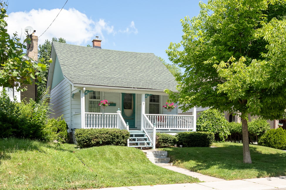 40 Pinegrove Avenue, Toronto | Birchcliff Heights Bungalow on a Rare 50 x 120 Ft Lot