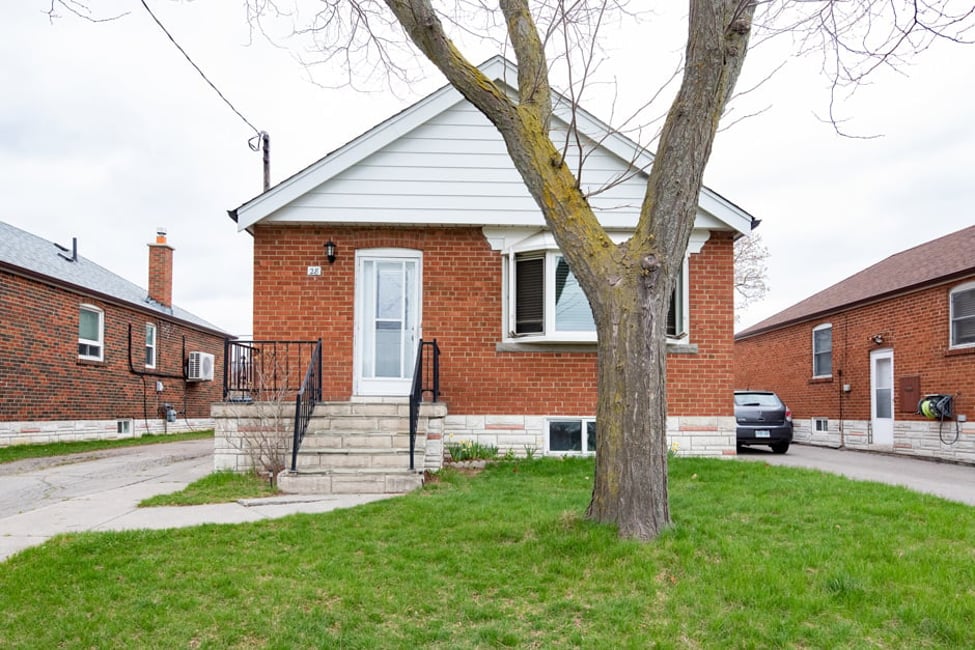 Just listed - 28 Maywood Park, Toronto