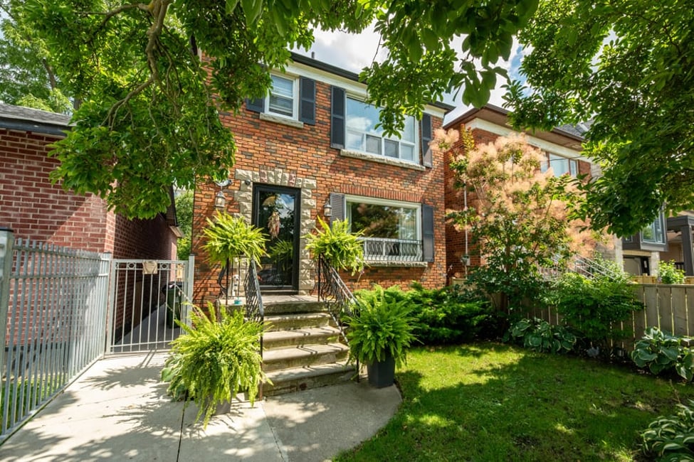 Just listed - 77 McIntosh St, Toronto