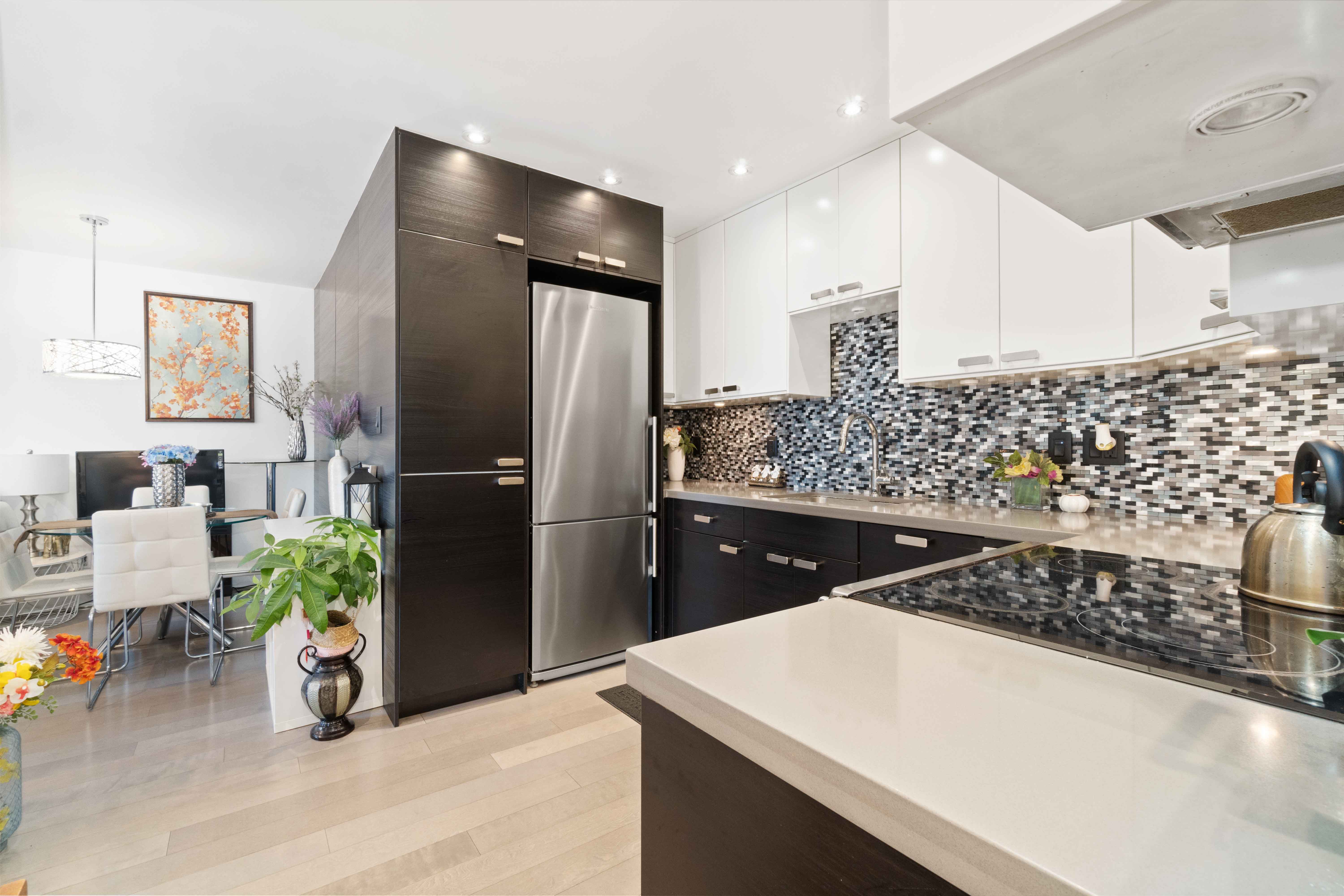 307 - 1209 Howie Avenue Coquitlam