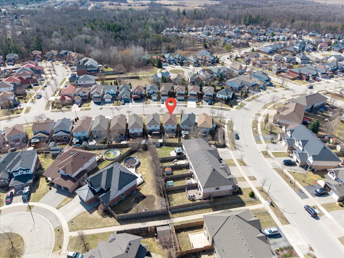 16 Marl Meadow Drive