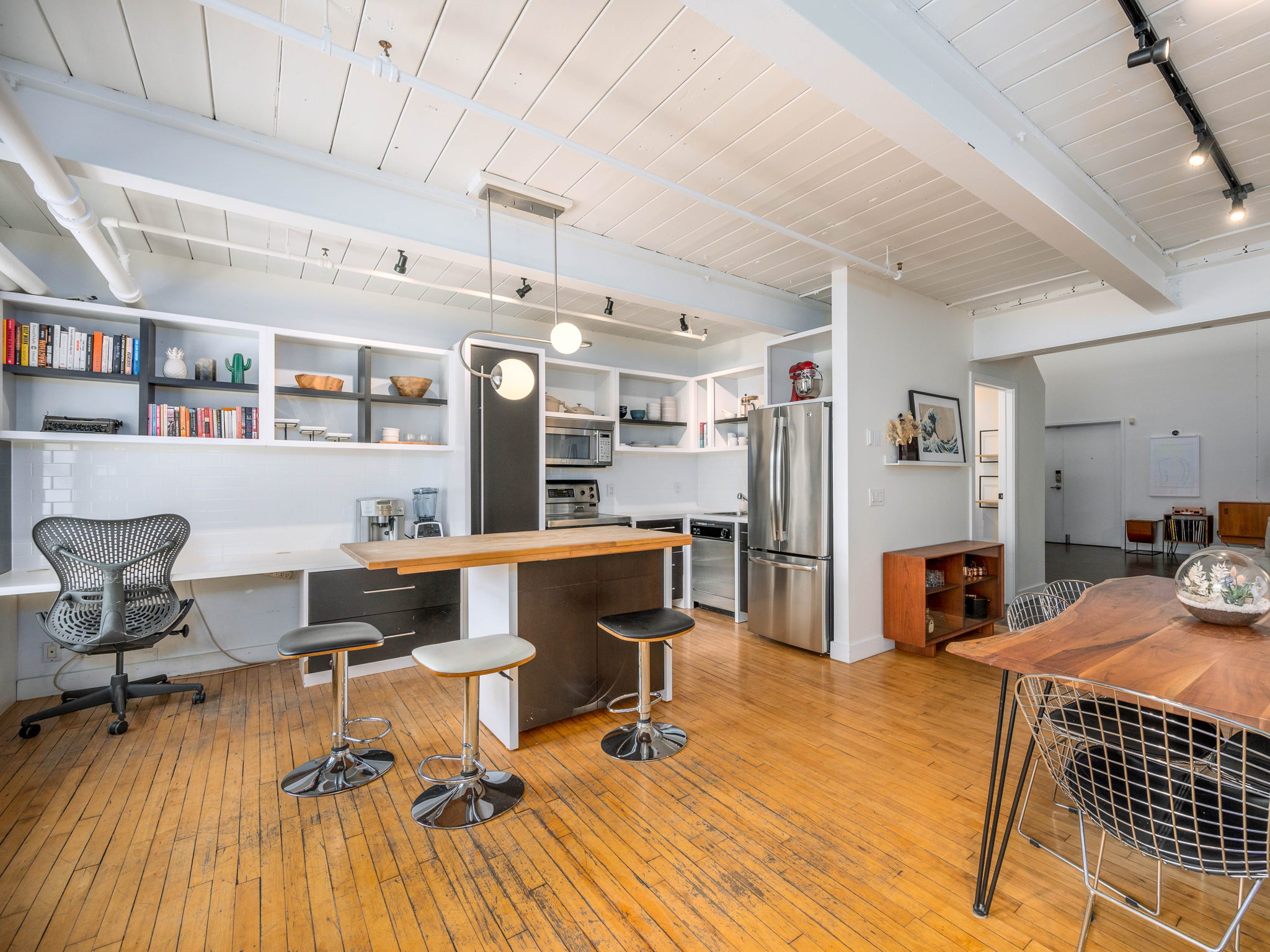 6-web-or-mls-103 - 326 Carlaw-6