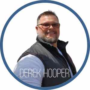 Derek Hooper, real estate agent