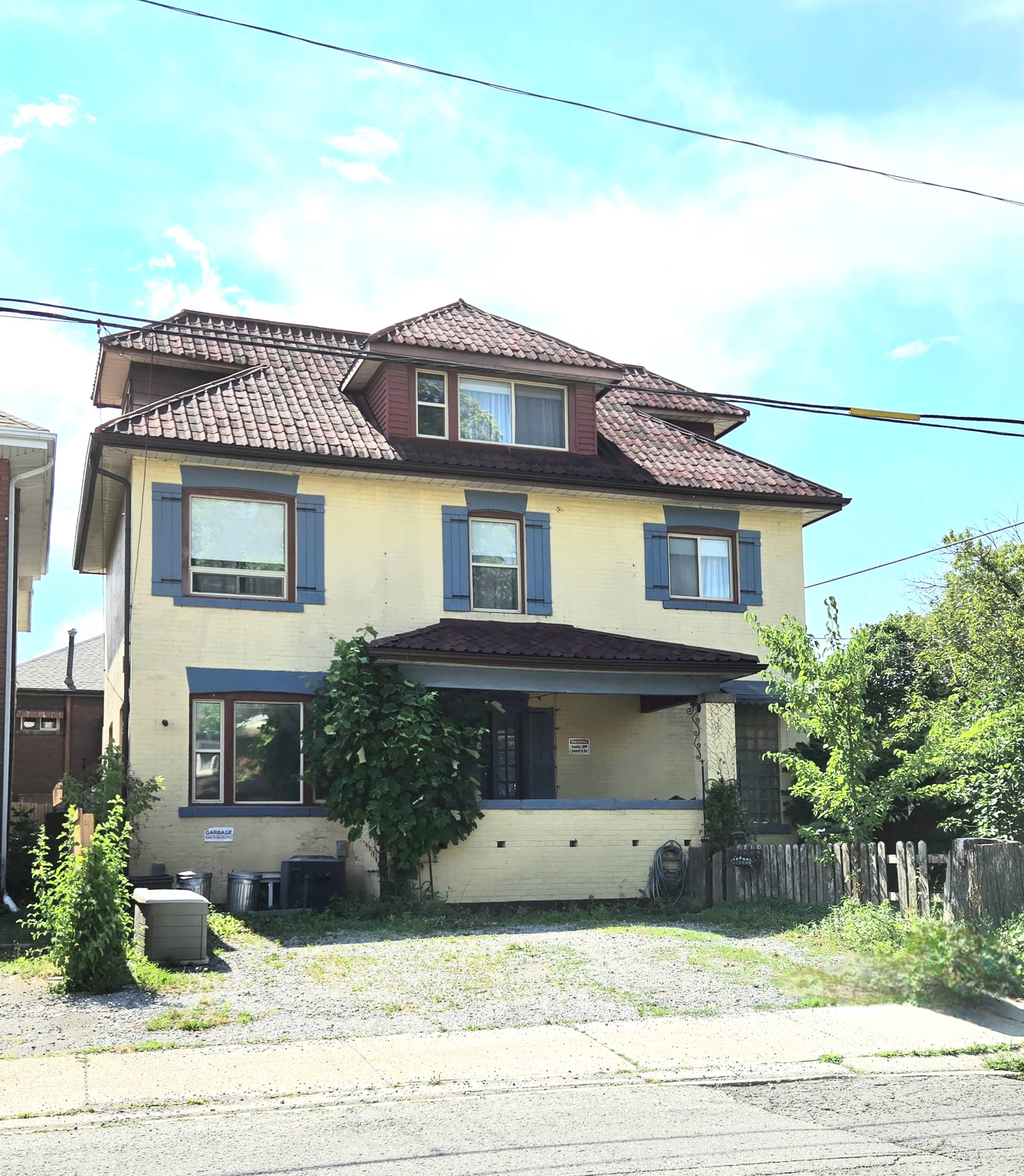  5106 Morrison Street #Main Floor