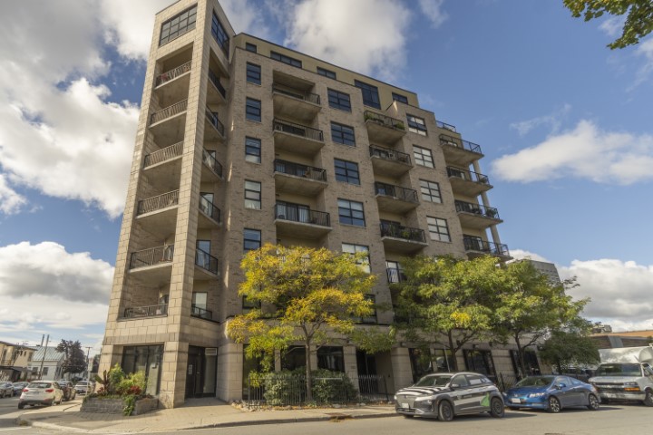 320 Parkdale Ave, #304