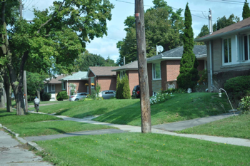 Image-Toronto-Scarborough Bungalows Streetscape