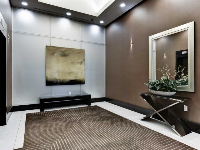 Crystal Blu Lobby 21 Balmuto St Condos Yorkville Toronto Bay Street Corridor Victoria Boscariol Chestnut Park Real Estate Crystal Blu Lobby 21 Balmuto St Condos Yorkville Toronto