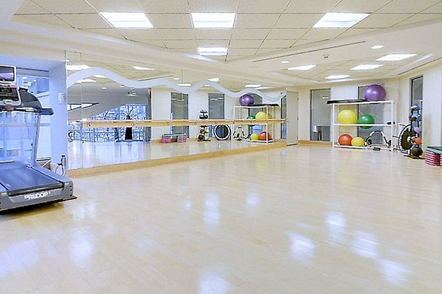 10 Bellair Yorkville Toronto Condos Gym 