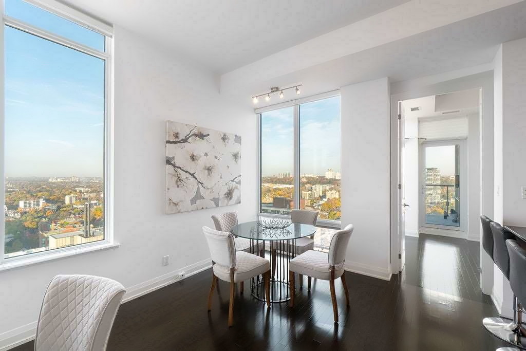1 Bedford Rd Toronto Family Room Den Unit 2503 Yorkville Condos Victoria Boscariol Chestnut Park Real Estate 1 Bedford Rd Toronto Family Room Den Unit 2503 Yorkville Condos