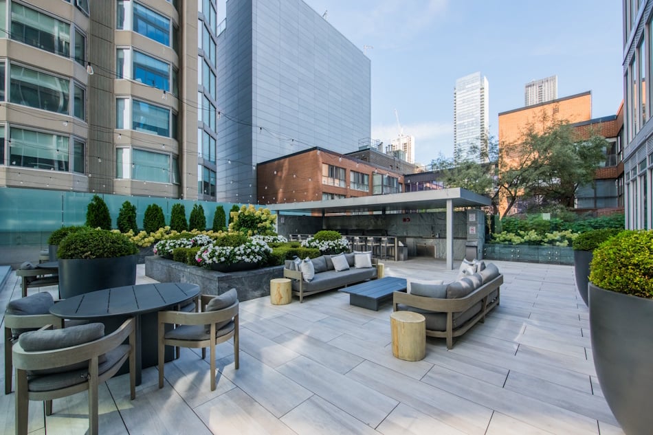 200 Cumberland St Toronto Yorkville Private Estates Rooftop Terrace Luxury Condos