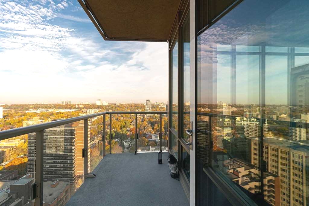 1 Bedford Rd Unit 2503 Toronto Yorkville Condos Balcony Clear Views Northwest Exposure Victoria Boscariol Chestnut Park Real Estate 1 Bedford Rd Unit 2503 Toronto Yorkville Condos Balcony Clear Views Northwest Exposure