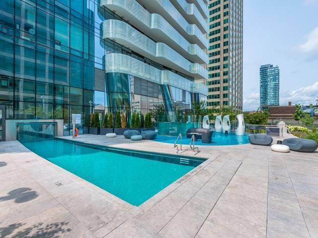 1 Bloor St East Toronto Yorkville Condos Pool 