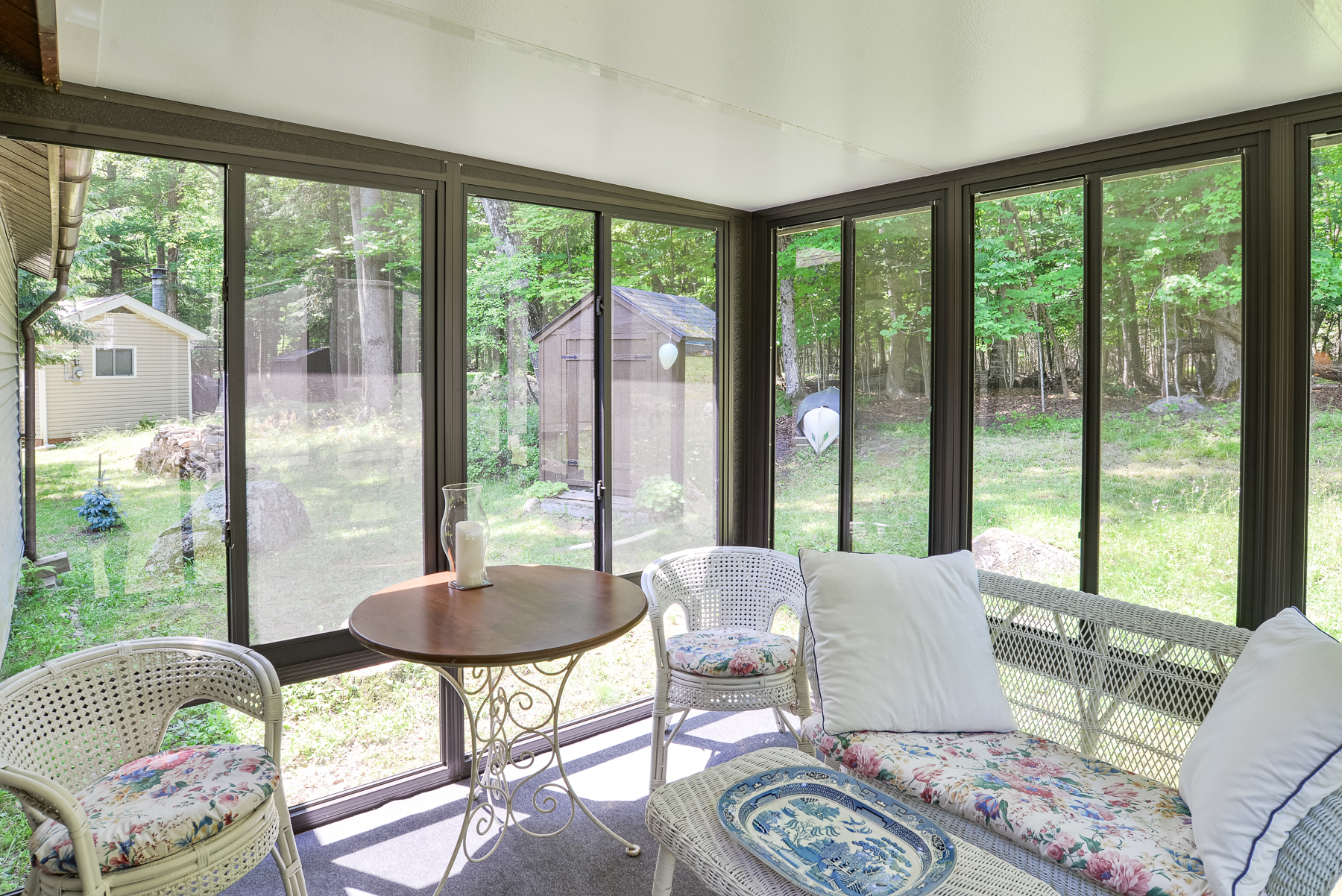 1326 Port Cunnington Rd Sunroom 1326 Port Cunnington Rd Dwight Sunroom