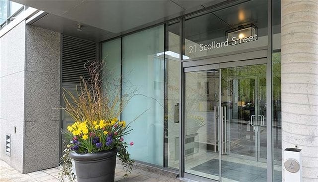 21 Scollard St Toronto Yorkville Condos Entrance 