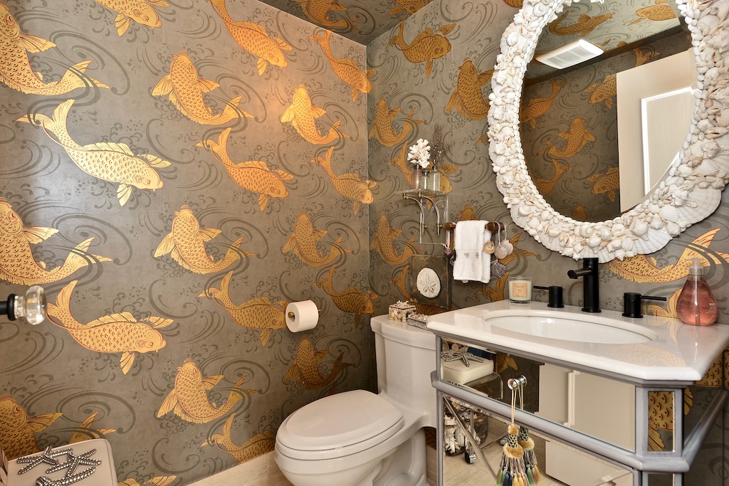 2 Lynwood Ave Toronto South Hill Condos Unit 401 Powder Room