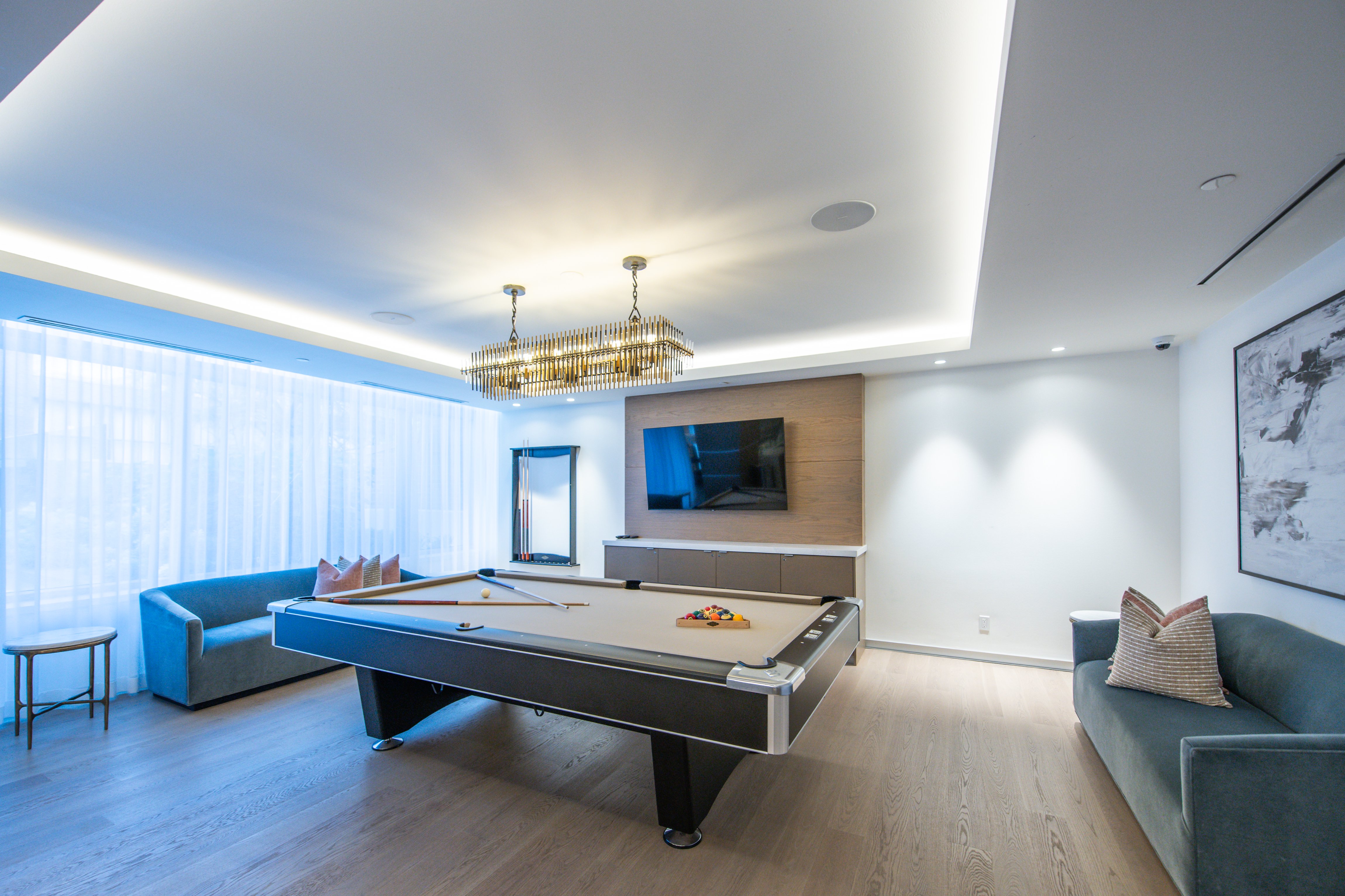 Billards Room Yorkville Private Estates 200 Cumberland St Toronto Luxury Condos Billards Room