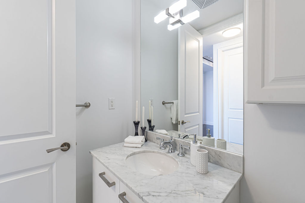 1 Bedford Rd Yorkville Luxury Condos For Sale Toronto Unit 2503 Second Bedroom 4 Piece Ensuite Bath 1 Bedford Rd Yorkville Luxury Condos For Sale Toronto Unit 2503 2nd Bedroom Ensuite Bath Victoria Boscariol Chestnut Park Real Estate