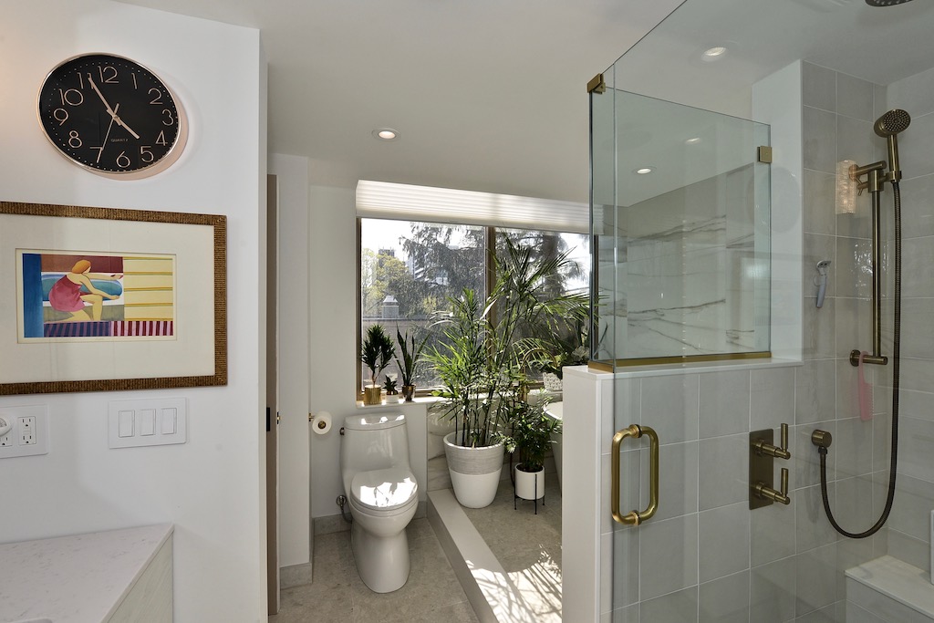 2 Lynwood Ave Toronto Luxury Condos For Sale Suite 401 Primary Ensuite