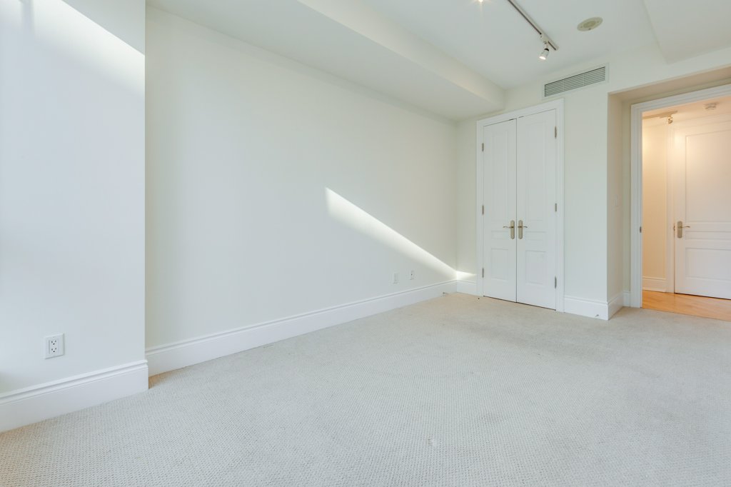 10 Bellair St Unit 903 Toronto Yorkville Condos Second Bedroom 10 Bellair St Unit 903 Toronto Yorkville Condos Second Bedroom