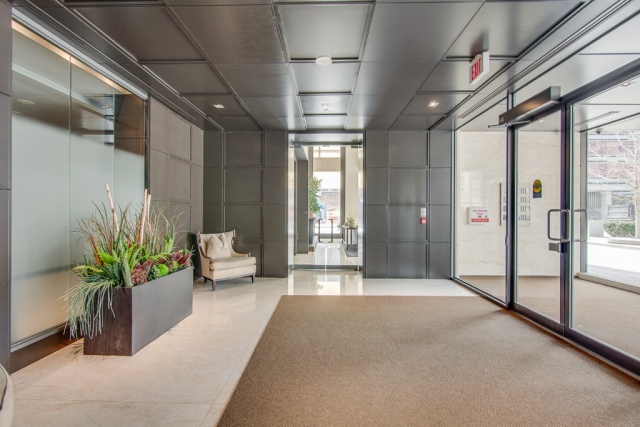 18 Yorkville Ave Toronto Annex Condos Lobby 