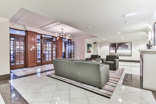 77 Mcmurrich St Toronto Condos Lobby Bloor Yorkville 