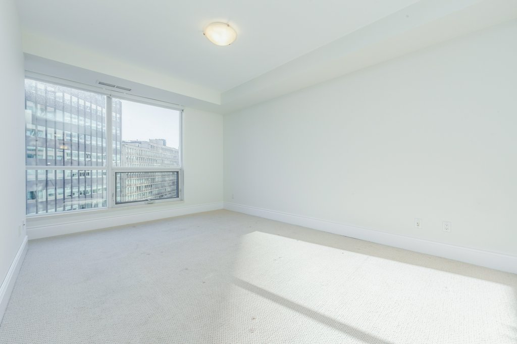 10 Bellair St Unit 903 Toronto Master Bedroom Yorkville Condos 10 Bellair St Unit 903 Toronto Master Bedroom Yorkville Condos