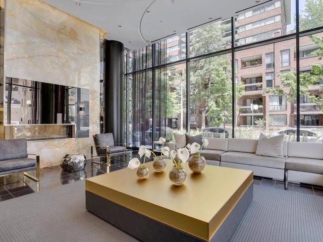 32 Davenport Rd Toronto Yorkville Condos Lobby