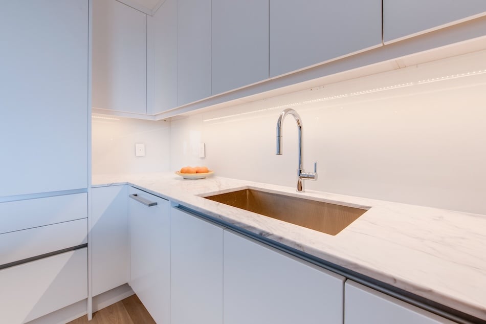 200 Cumberland St Suite 2703 Kitchen Yorkville Toronto Luxury Condos