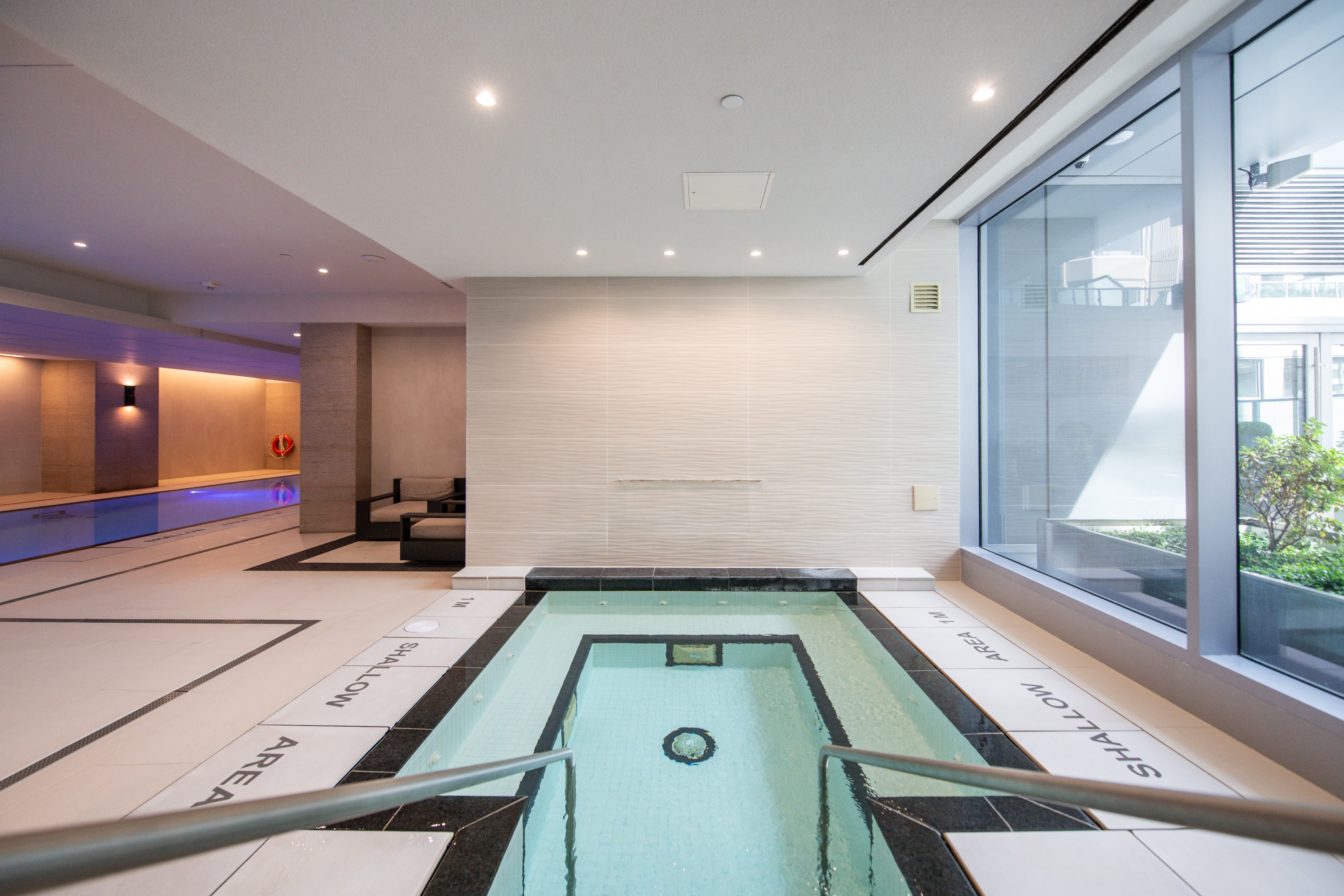 Hot Tub 200 Cumberland St Toronto Yorkville Luxury Condos Hot Tub 200 Cumberland St Toronto Yorkville Luxury Condos