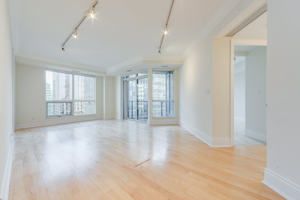 10 Bellair St Unit 903 Toronto Yorkville Luxury Condos Living Room 10 Bellair St Unit 903 Toronto Yorkville Luxury Condos Living Room