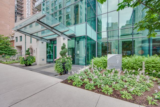 77 Charles St West Toronto Entrance Yorkville Bloor Bay St Corridor Condos 