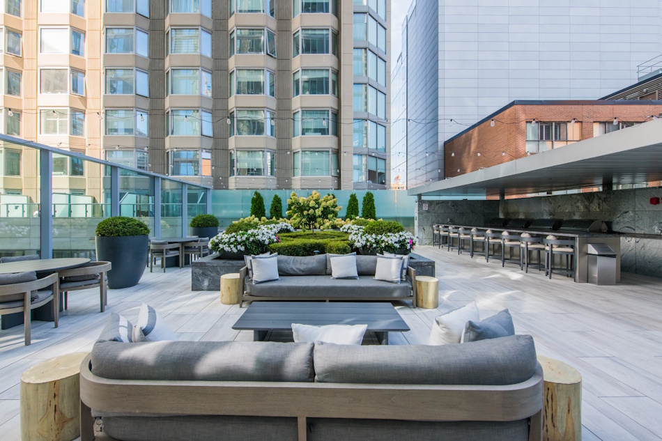 Yorkville Private Estates 200 Cumberland St Rooftop Terrace Toronto Luxury Condos Yorkville Private Estates 200 Cumberland St Rooftop Terrace Toronto Luxury Condos