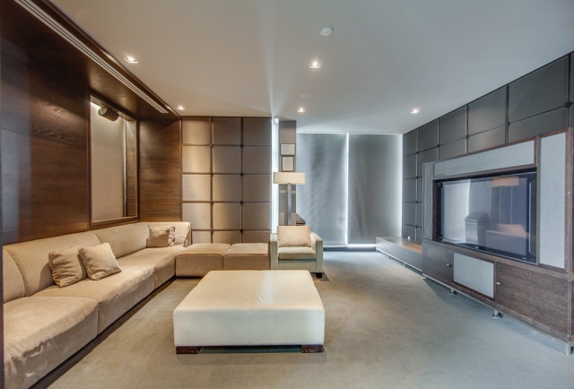 18 Yorkville Ave Toronto Condos Media Room