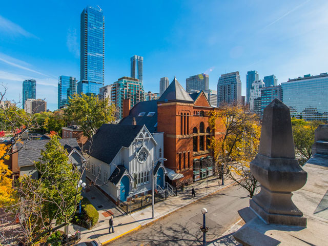 Yorkville Toronto Condos Downsizing Buying Selling Victoria Boscariol Chestnut Park Real Estate