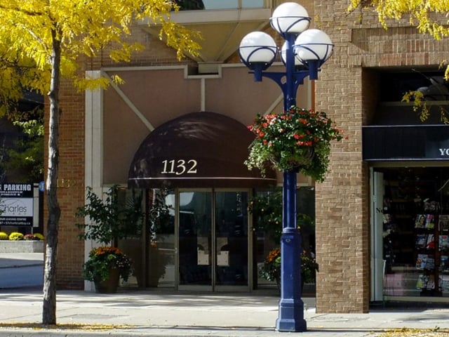 1132 Bay St Condos Yorkville Toronto 