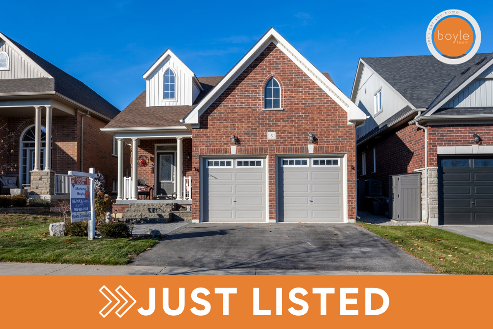 6 Colville Avenue in Bowmanville