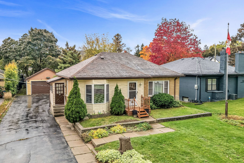 90 Napier St, Vaughan