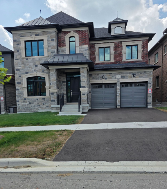 24 Seraville St, Vaughan