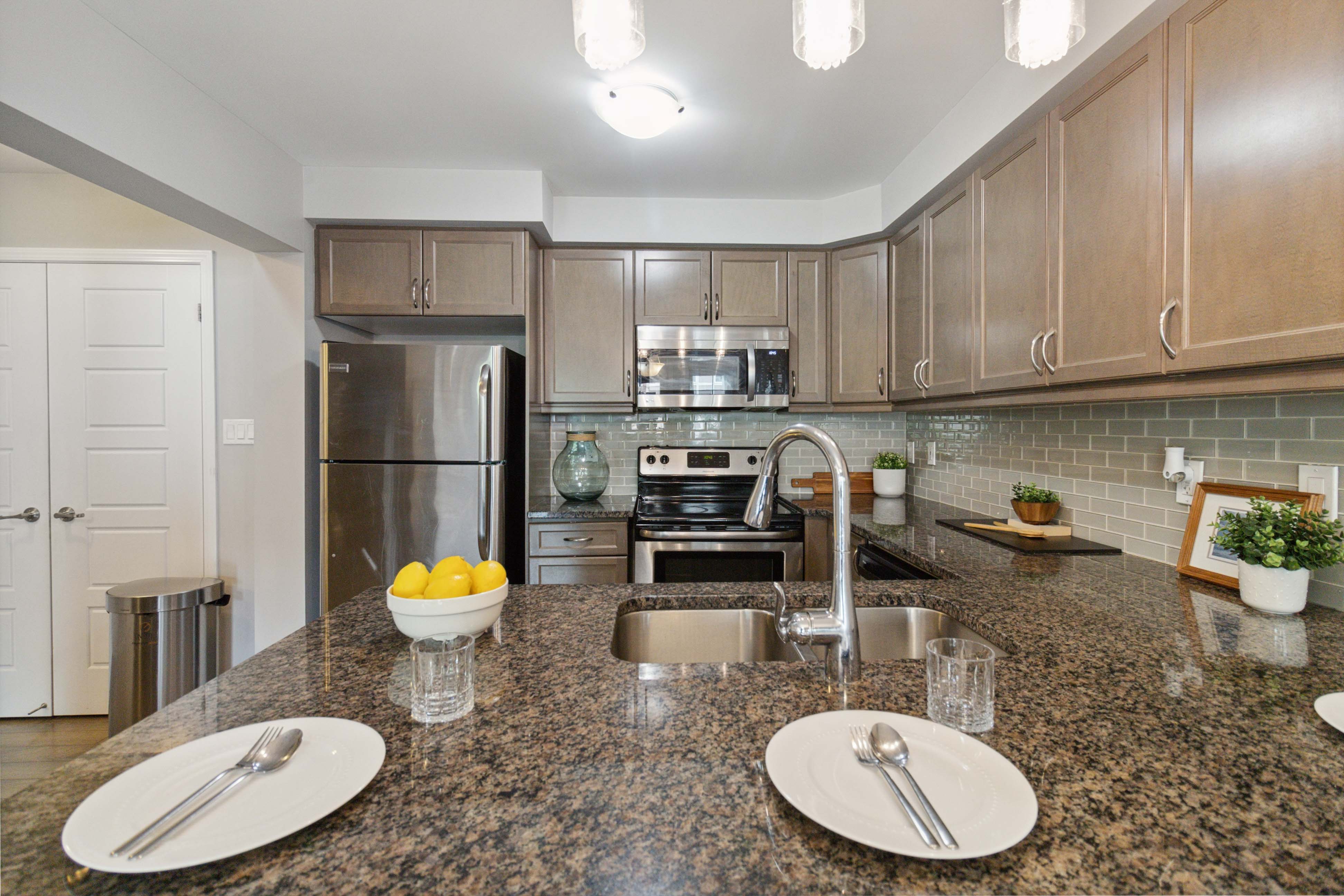 3061 Mistletoe Gdns,