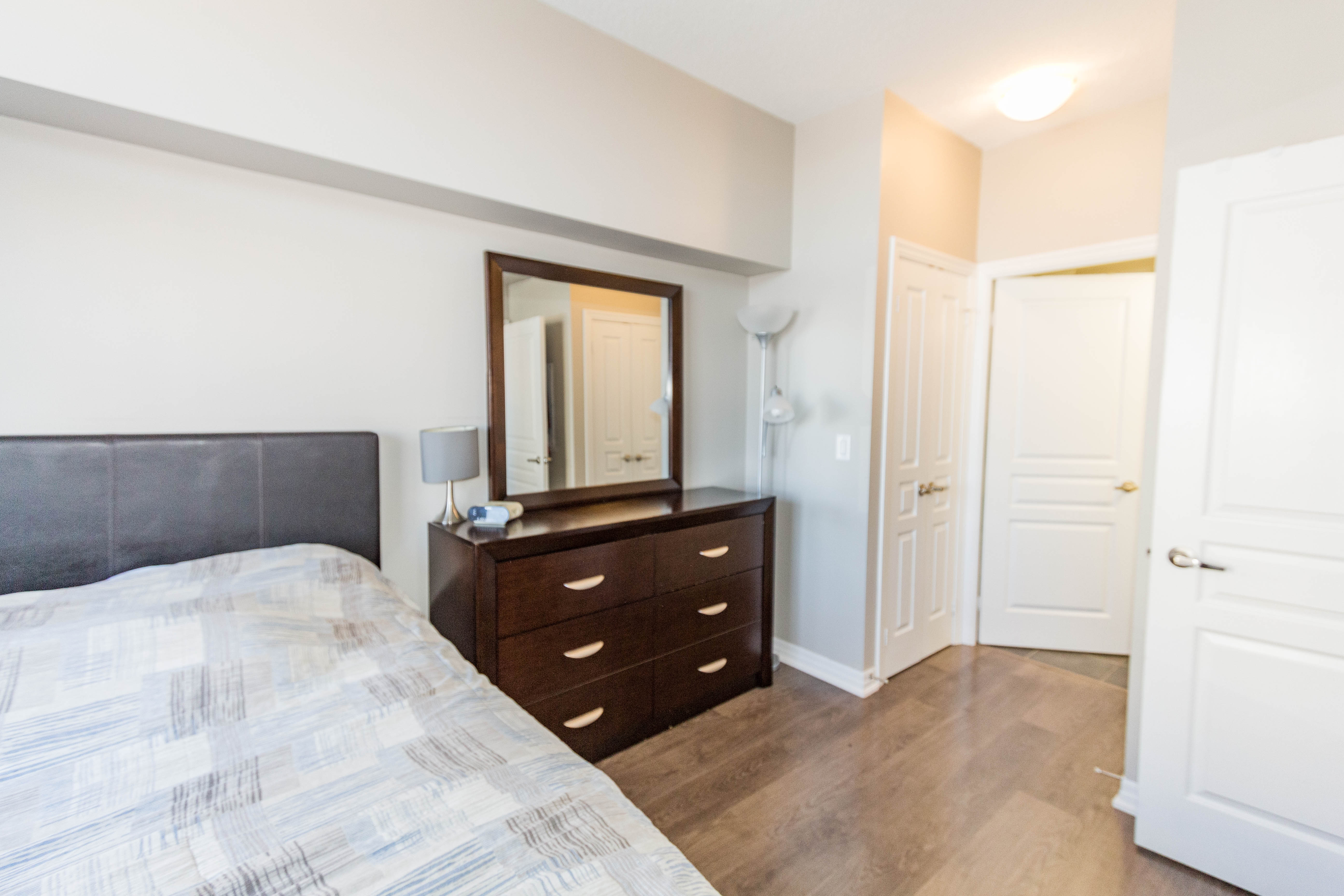 Primary Bedroom 422-1940 Ironstone Dr