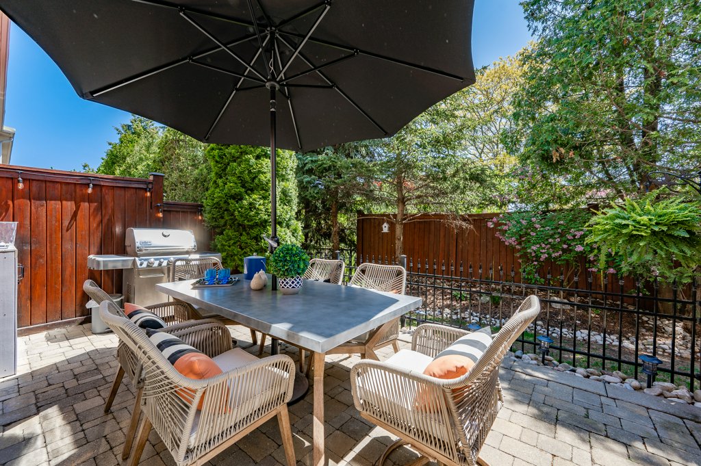 FOR SALE: 1169 Dorval Drive, Unit 71, Oakville