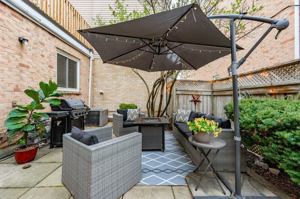 Patio 103-2055 Walkers Ln