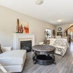 160 165 Kinsman Dr