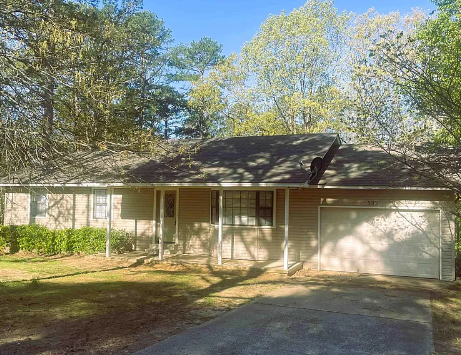 332 Snead Dr