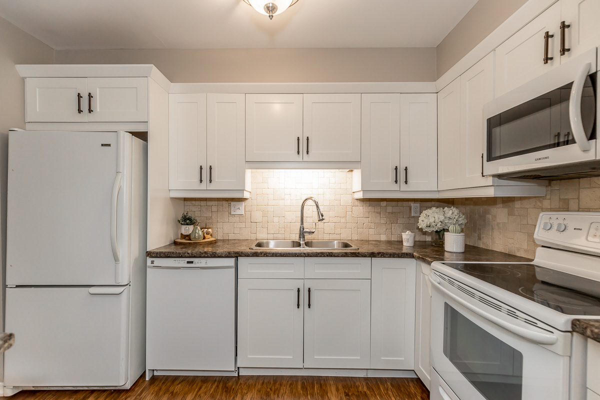 10 Coulter Street #212