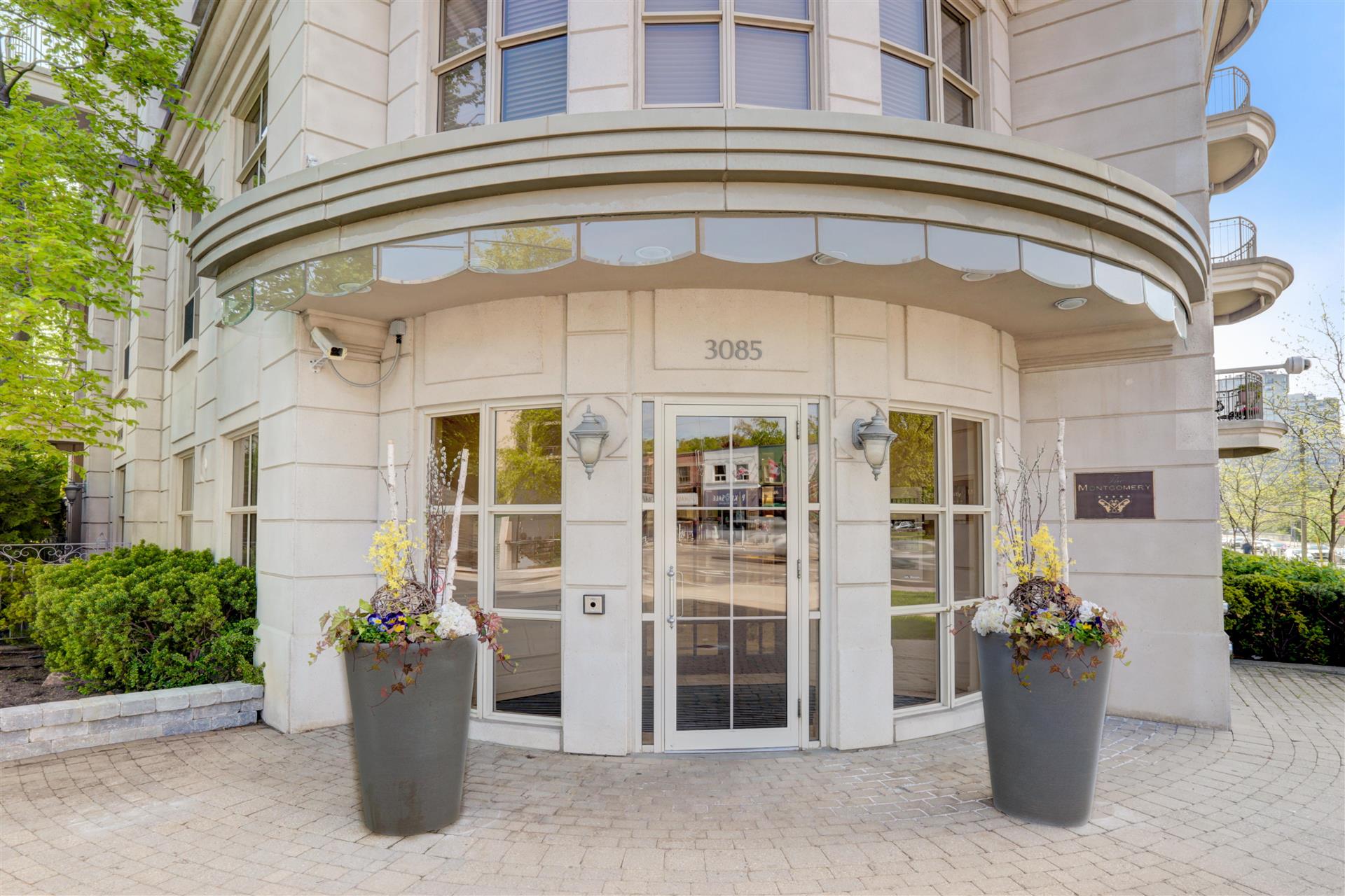 3085 Bloor Street West, Suite 303