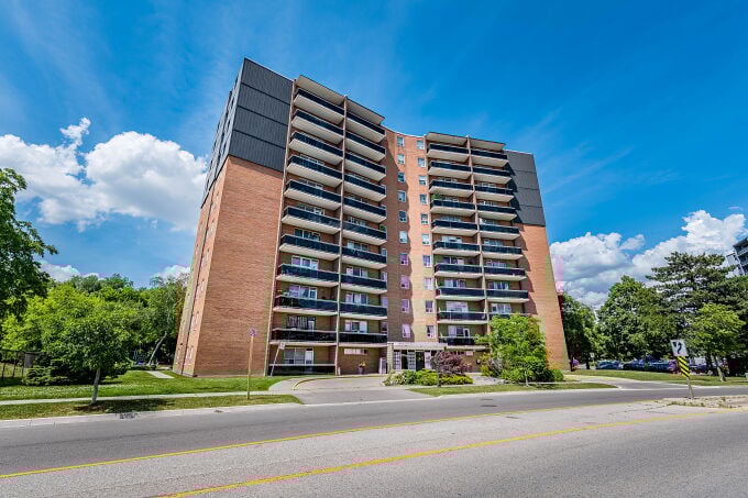 3145 Queen Frederica Dr 602